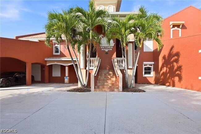 Photo - 728 Victoria Dr Unit 101