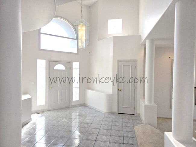 Photo - 14112 Windsor St