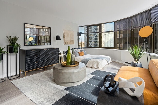 Photo - 320 E Ontario St Unidad 333EO