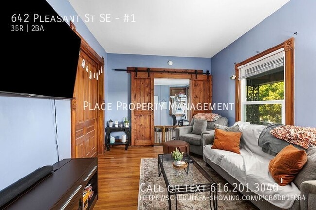 Photo - 642 Pleasant St SE Unit #1