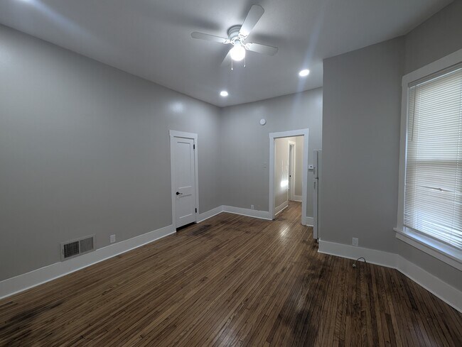 Photo - 2511 S St Unit 2511