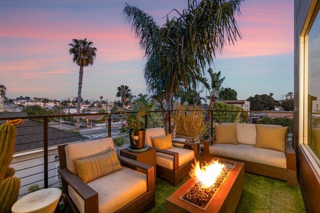 Photo - 1928 Howard Ave