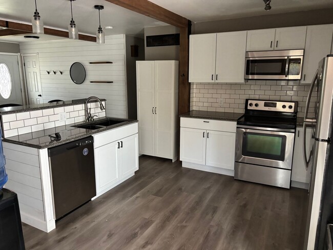 Photo - 2 Bedroom/2 Bathroom Home for Lease in Peoria
