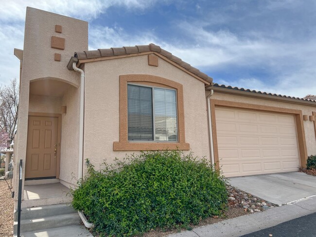 TOWNHOME - COTTONWOOD - VILLAS ON ELM - TOWNHOME - COTTONWOOD - VILLAS ON ELM
