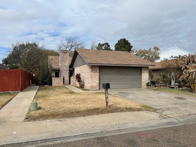 Building Photo - 344 E Dakota