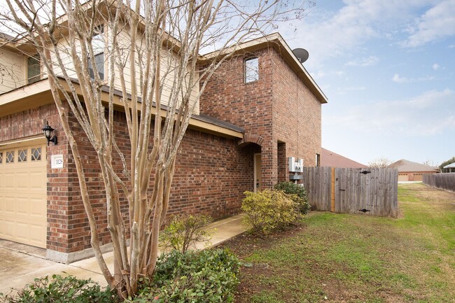 Photo - Available Now! Beautiful 3 Bedroom, 2.5 Ba...