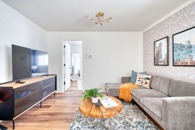 4335 SE Milwaukie Ave Unit SI ID1611936P