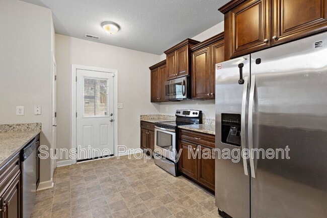 Photo - 4012 Race St