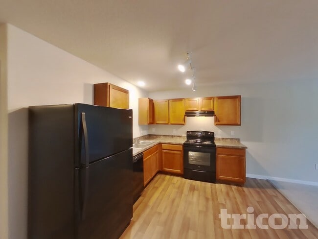 Photo - 2491 Stanton Ave