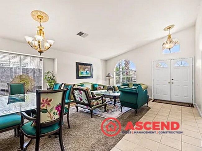 Photo - Stunning 4 Bedroom Home Off Brimhall Rd!