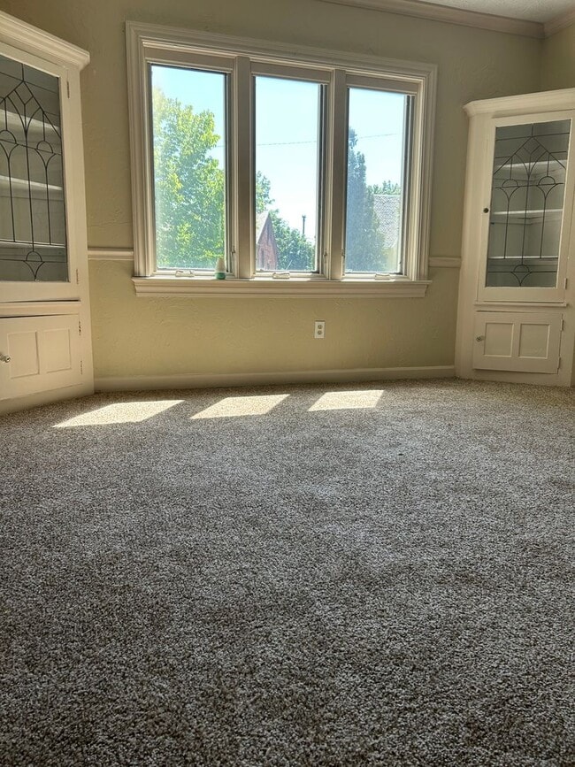 Photo - 3544 Winchell Rd Unidad 18528 Newell Rd. UP