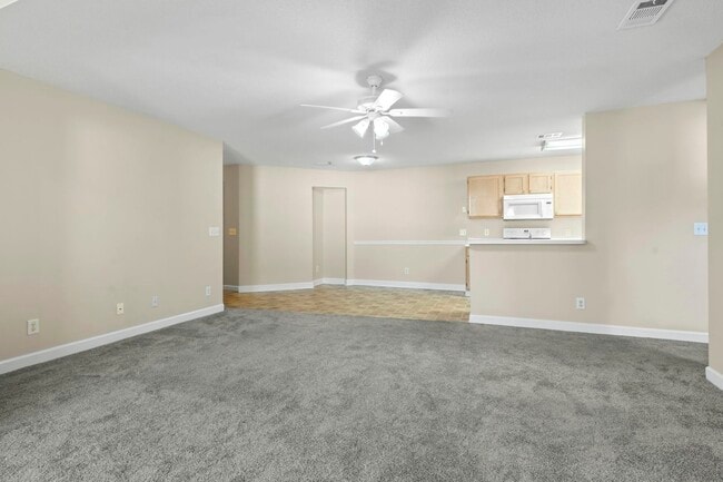 Photo - 4375 Crepe Myrtle Ct Unit E
