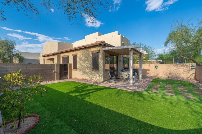 Photo - 3422 E University Dr Unidad ID1385955P