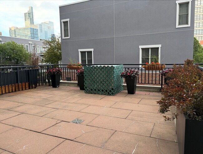 Photo - 61 W 15th St Unit 206
