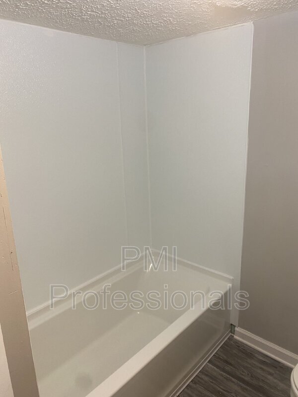 Photo - 530 E State St Unidad Apt A
