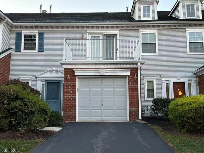 Building Photo - 604 Bayley Ct