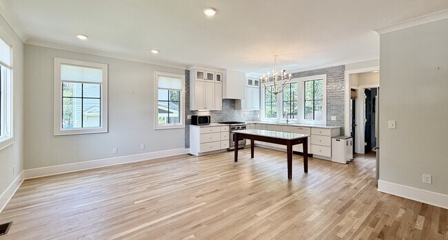 Photo - 1709 F St