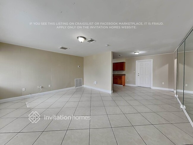 Photo - 7041 SW 27th St