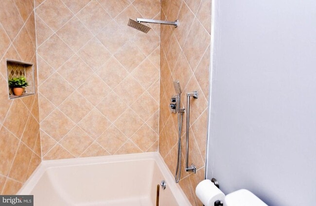 Photo - 3319 Huntley Sq Dr Unidad A-1