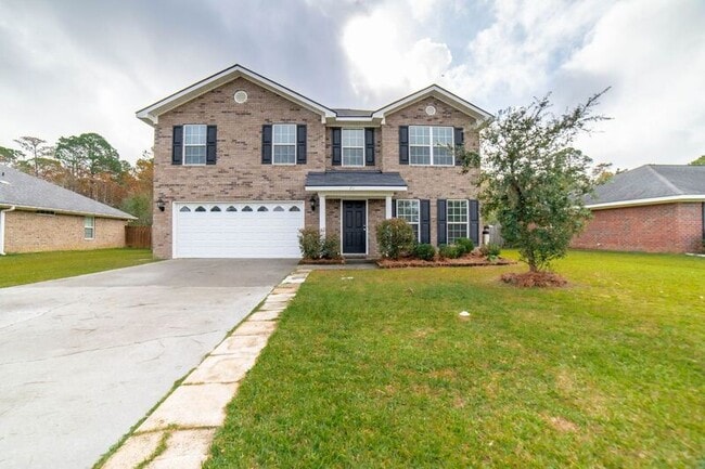 Photo - 211 Augusta Way