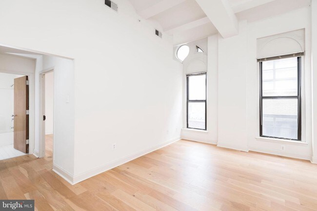 Photo - 701 Sansom St Unit 201