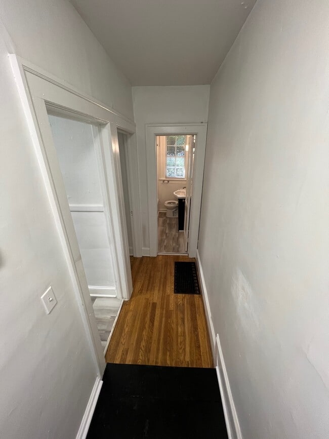 kitchen to hall & bath - 1304 N Morningside Dr NE Unit Right
