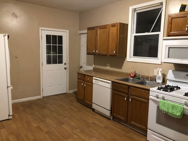 Photo - 801 W Michigan Ave Unit 1