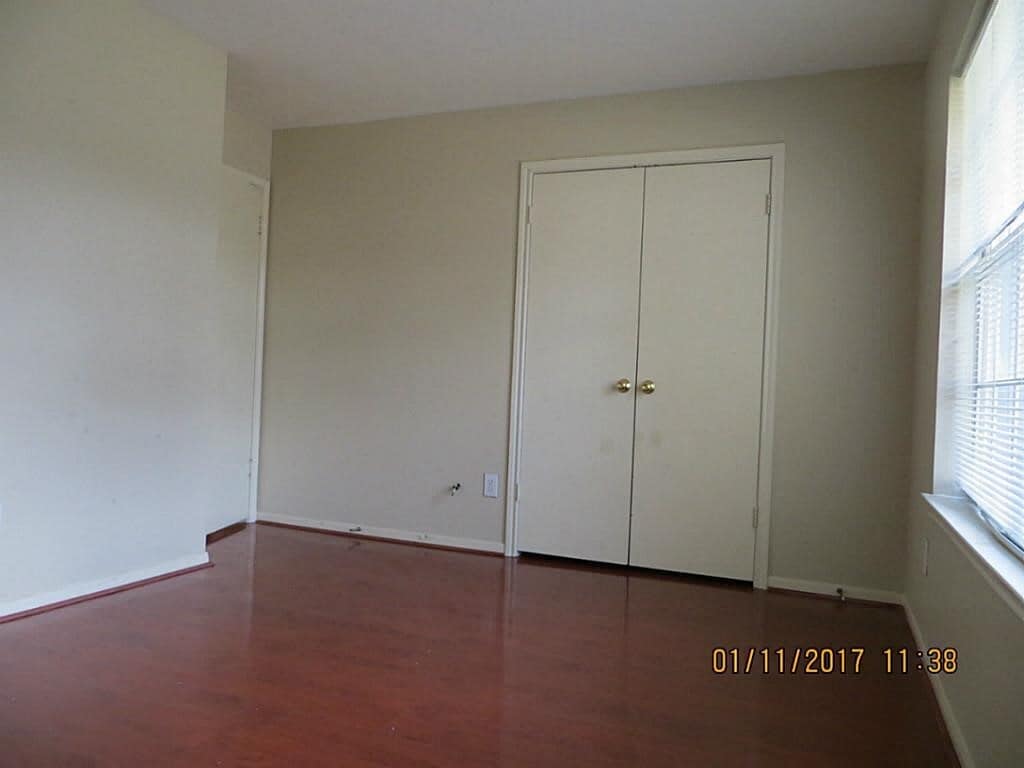 Photo - 5418 Baslow Dr
