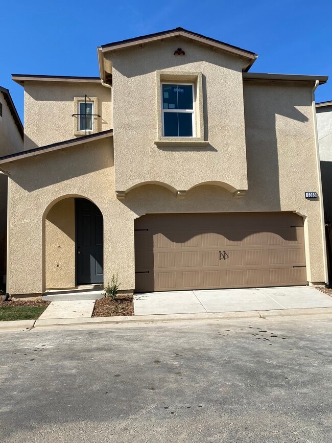 Building Photo - 6369 N Santa Lucia Way Rental