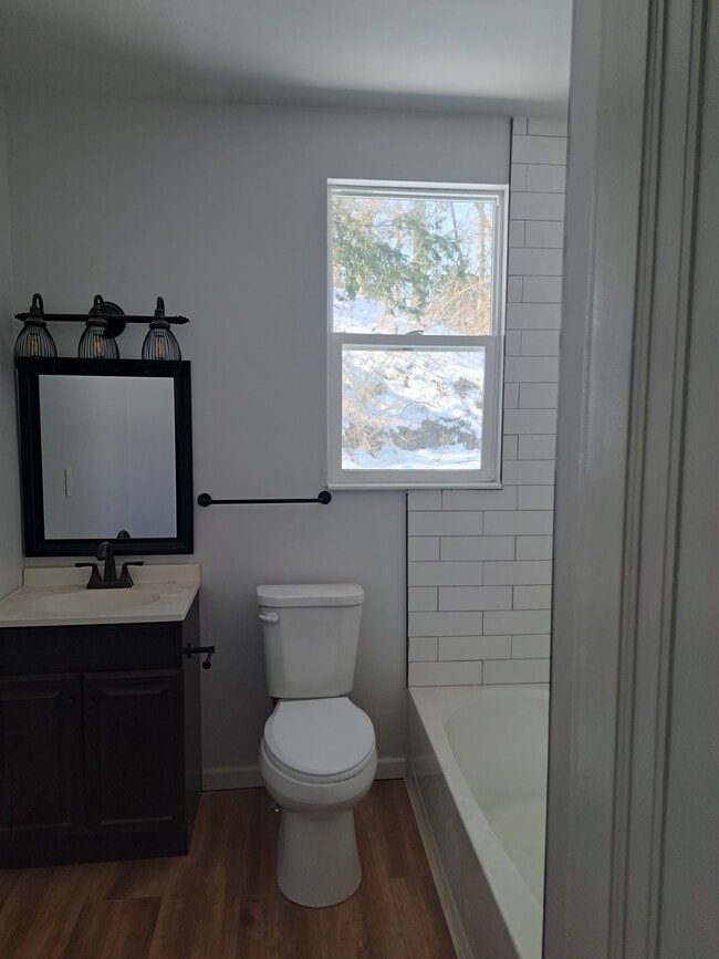 Photo - 2231 Graebe Ave