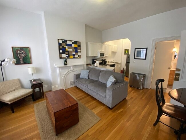 Photo - 670 Tremont St Unit 6