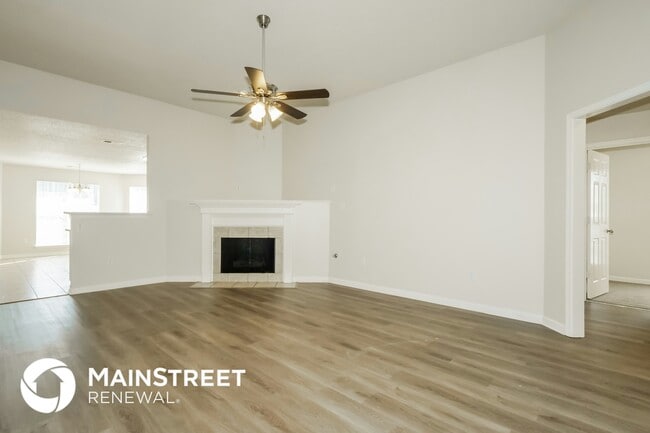 Photo - 8254 Manhatten Dr