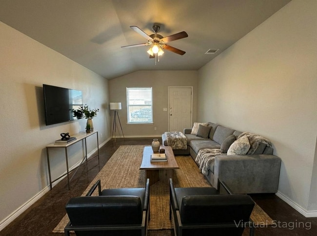 Photo - 208 Lowes Blvd Unit B