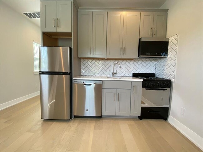 Photo - 6920 Bethune Ave