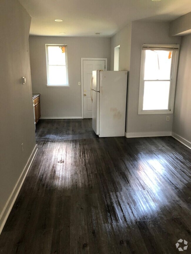 Building Photo - 937 S Conestoga St Rental