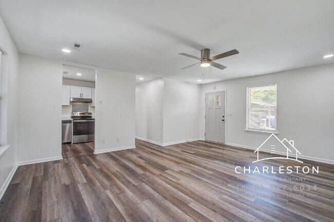 Photo - 114 Langley Dr Unidad A