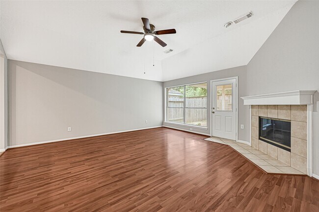 Photo - 10323 Emerald Pine Dr