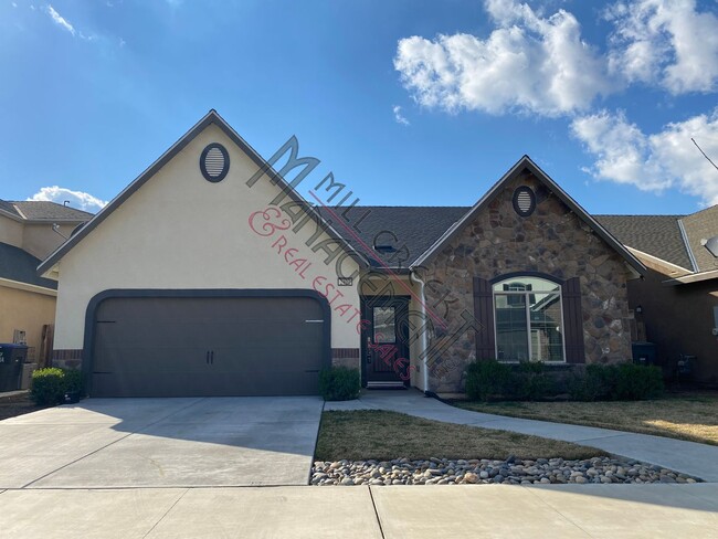 Beautiful 3 bedroom/2 bath home in northwe... - Beautiful 3 bedroom/2 bath home in northwe...