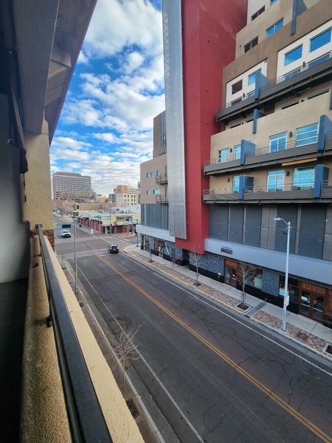 Photo - 600 Central Ave SW