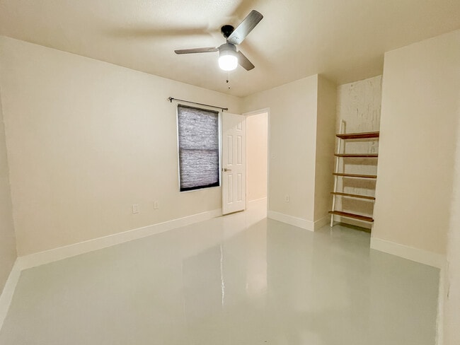 Photo - 15325 Kamary Ln Casa