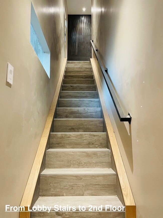 Photo - 105 Bay 17th St Apartments Unit SF