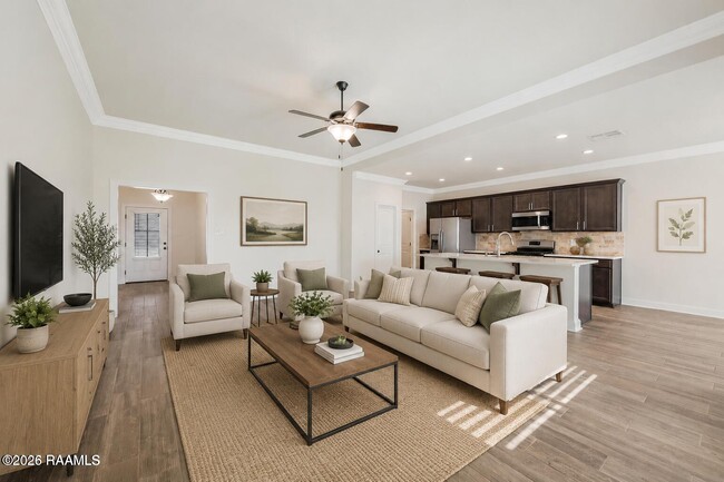Photo - 206 Sparrowhawk St