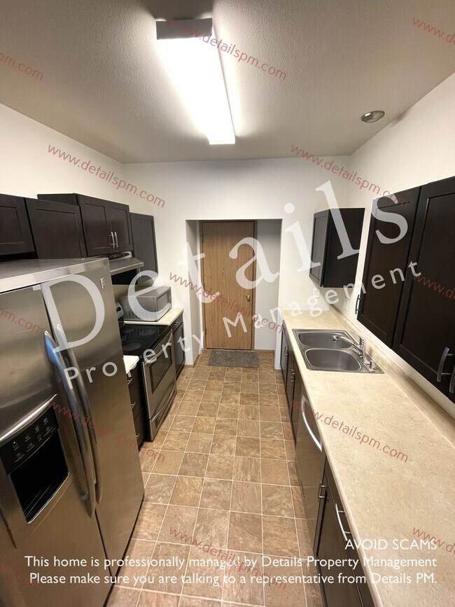 Silverdale Three Bedroom Townhouse House Rental in Silverdale, WA