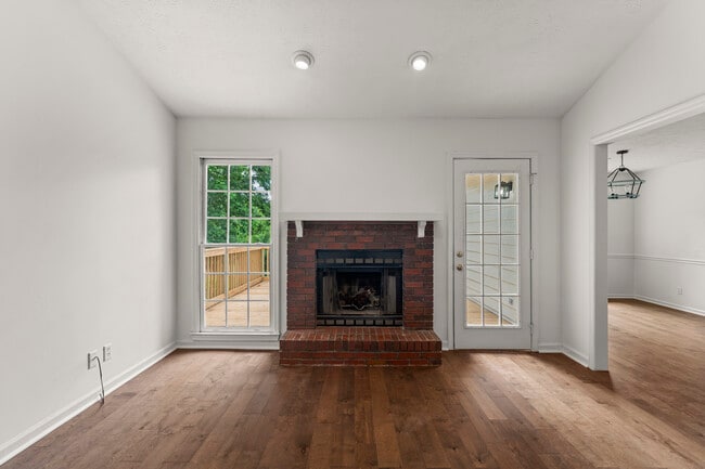 Photo - 4658 Thoroughbred Ln