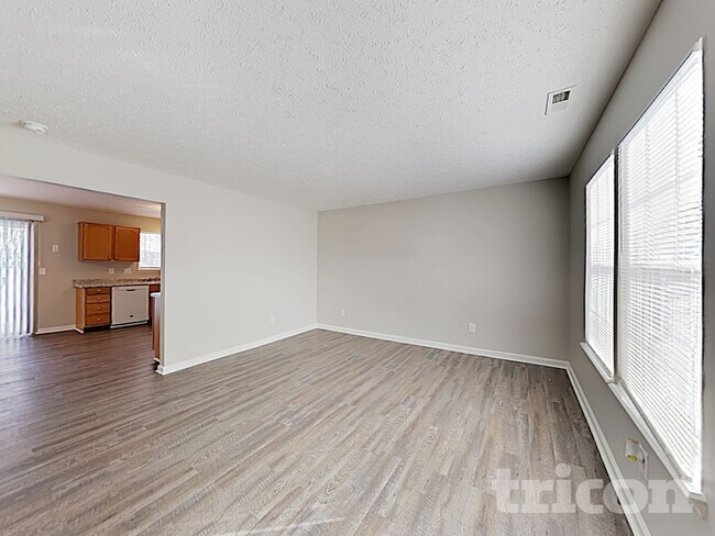 10740 Snowdrop Way