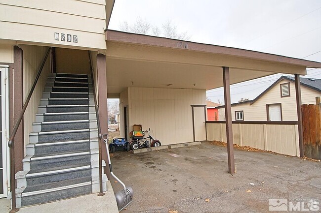 Building Photo - 1712 F St Rental