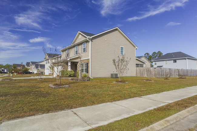 Photo - 1430 Evergreen Trl