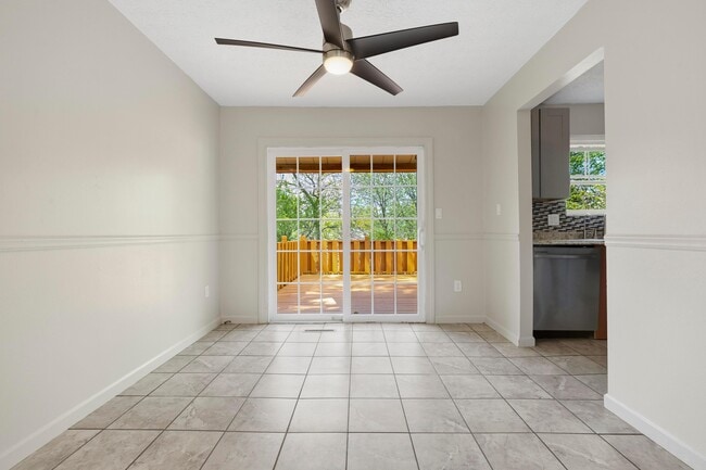 Photo - 5175 Threshing Ct