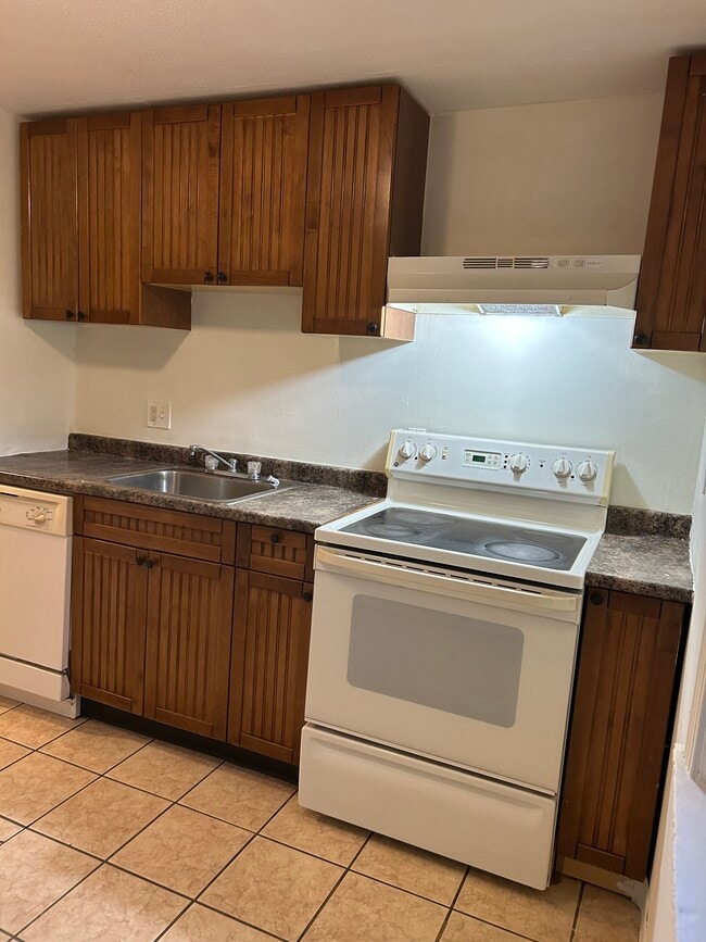 Photo - 509 Burnside Ave Unit #B7