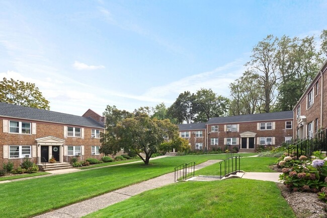 Park View At Montclair